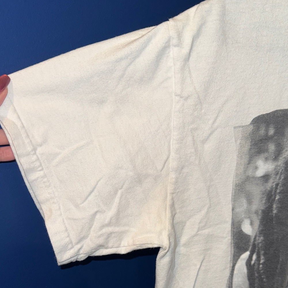 Bob Marley White & Black Graphic Tee Size Medium UNISEX - Picture 8 of 16